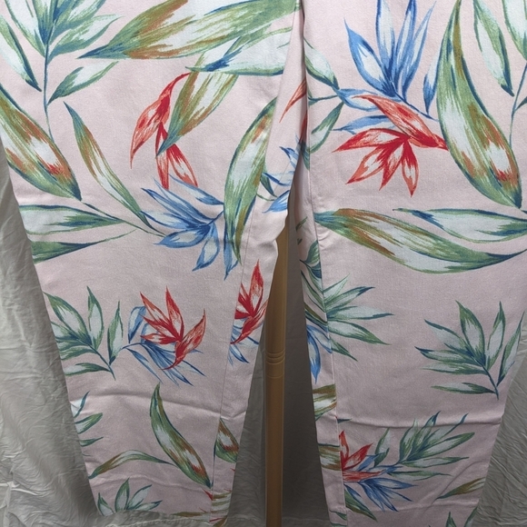 Zac & Rachel Floral Pull-On Millennium Ankle Pant Sz 10 - Picture 4 of 7